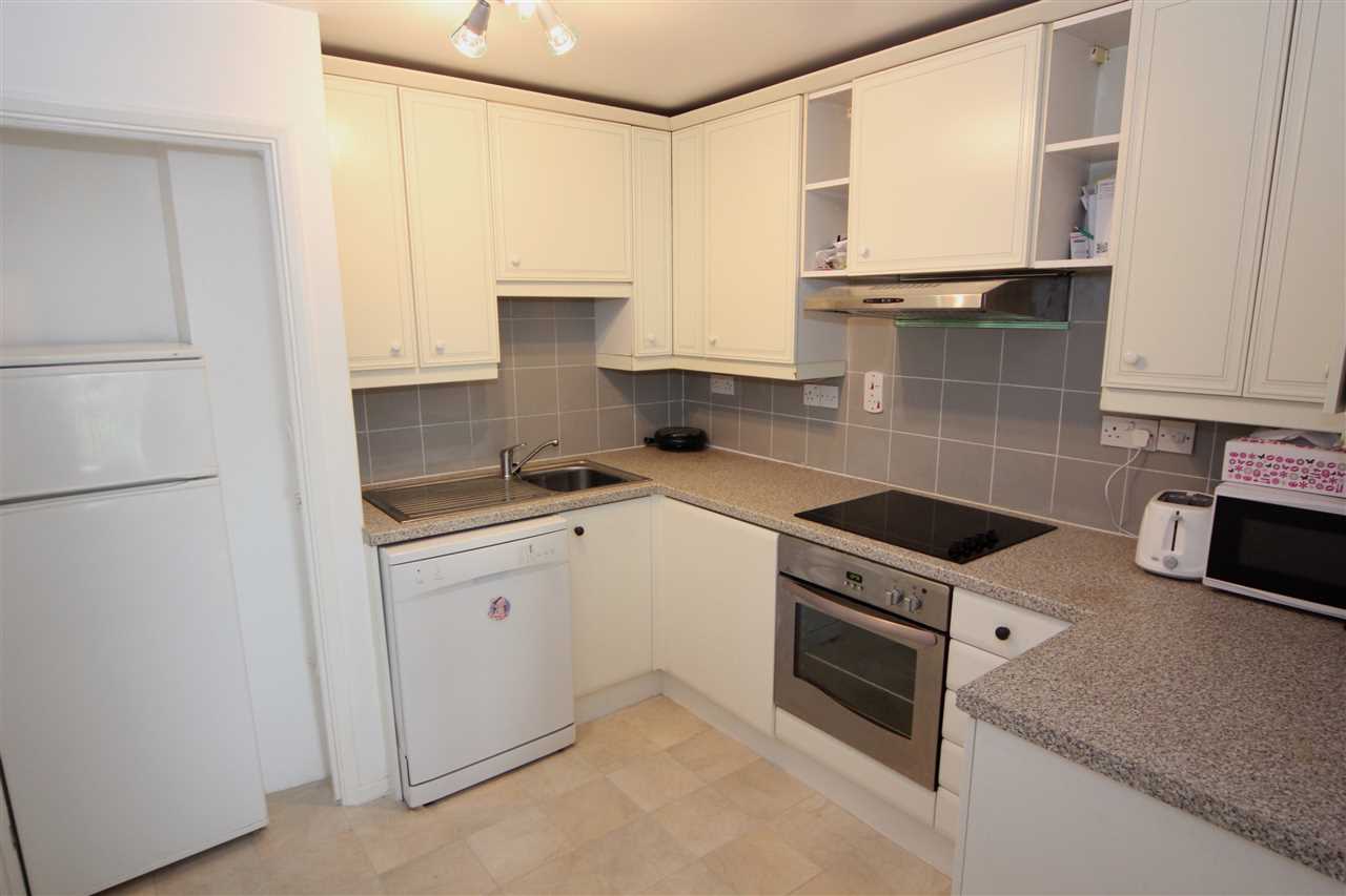 Windsor, Berkshire - Picture 5