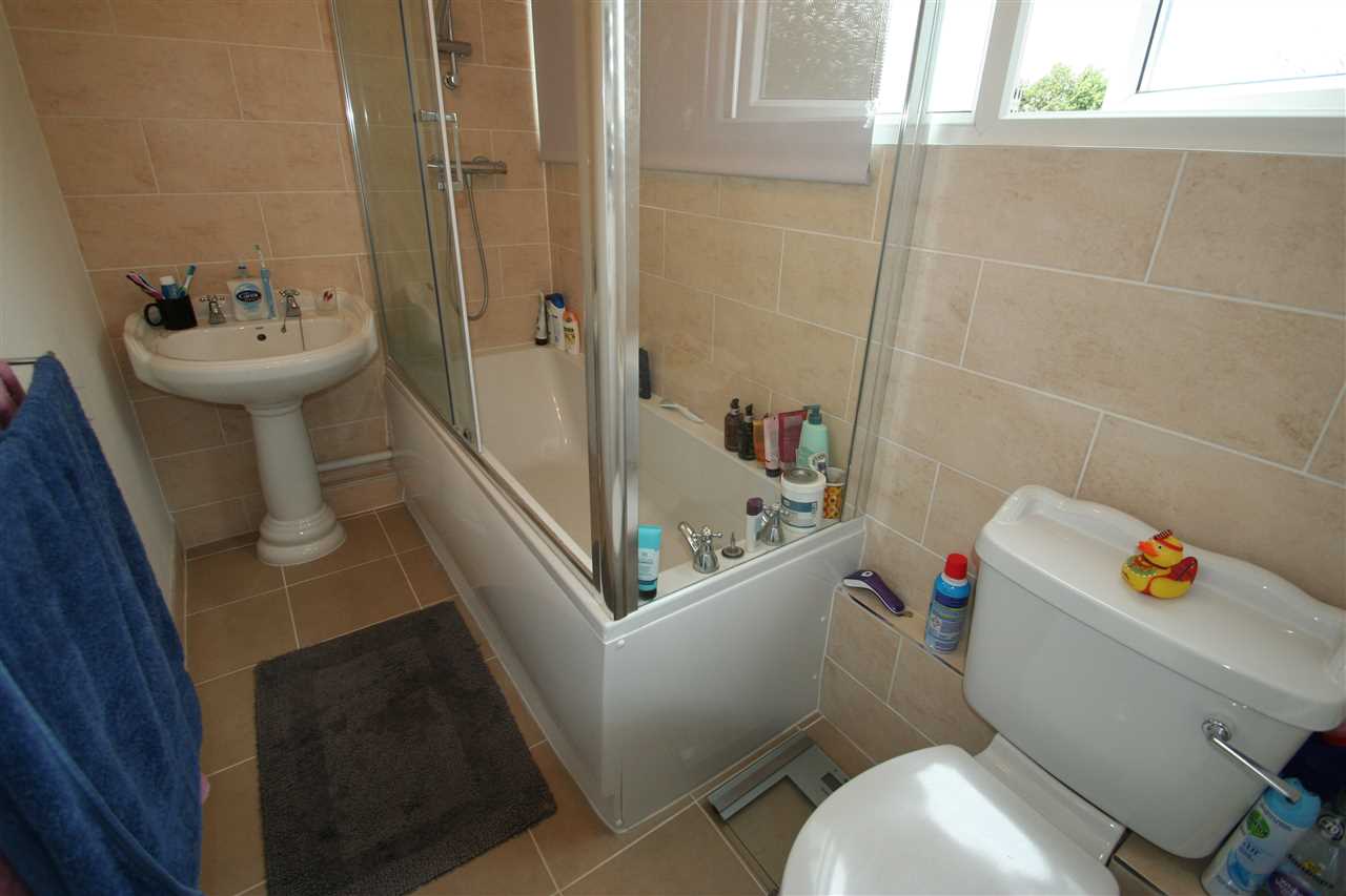Millard Close - Picture 5