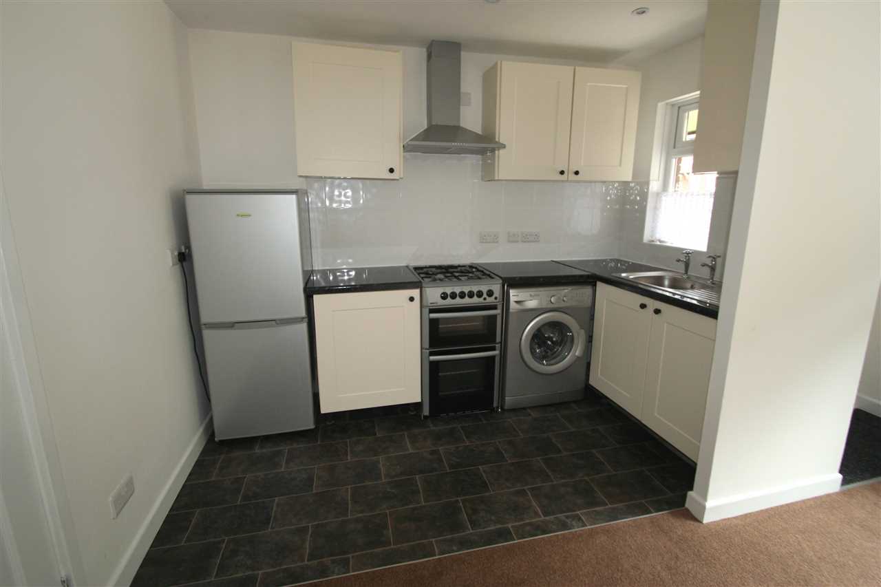 Ketelbey Rise, Basingstoke, Hampshire - Picture 2