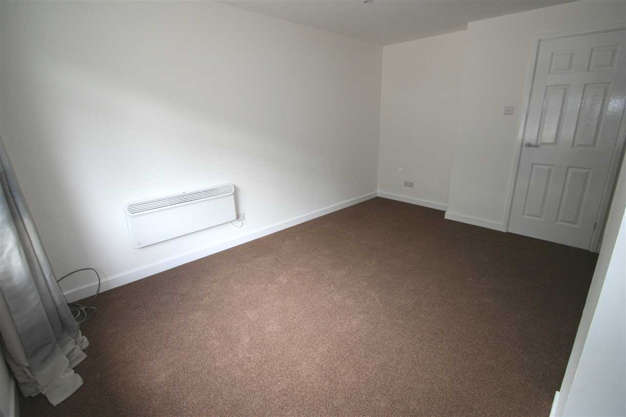 Ketelbey Rise, Basingstoke, Hampshire - Picture 3