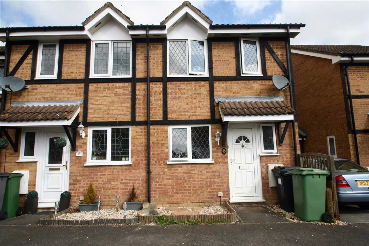 Warblington Close, Tadley, Hampshire