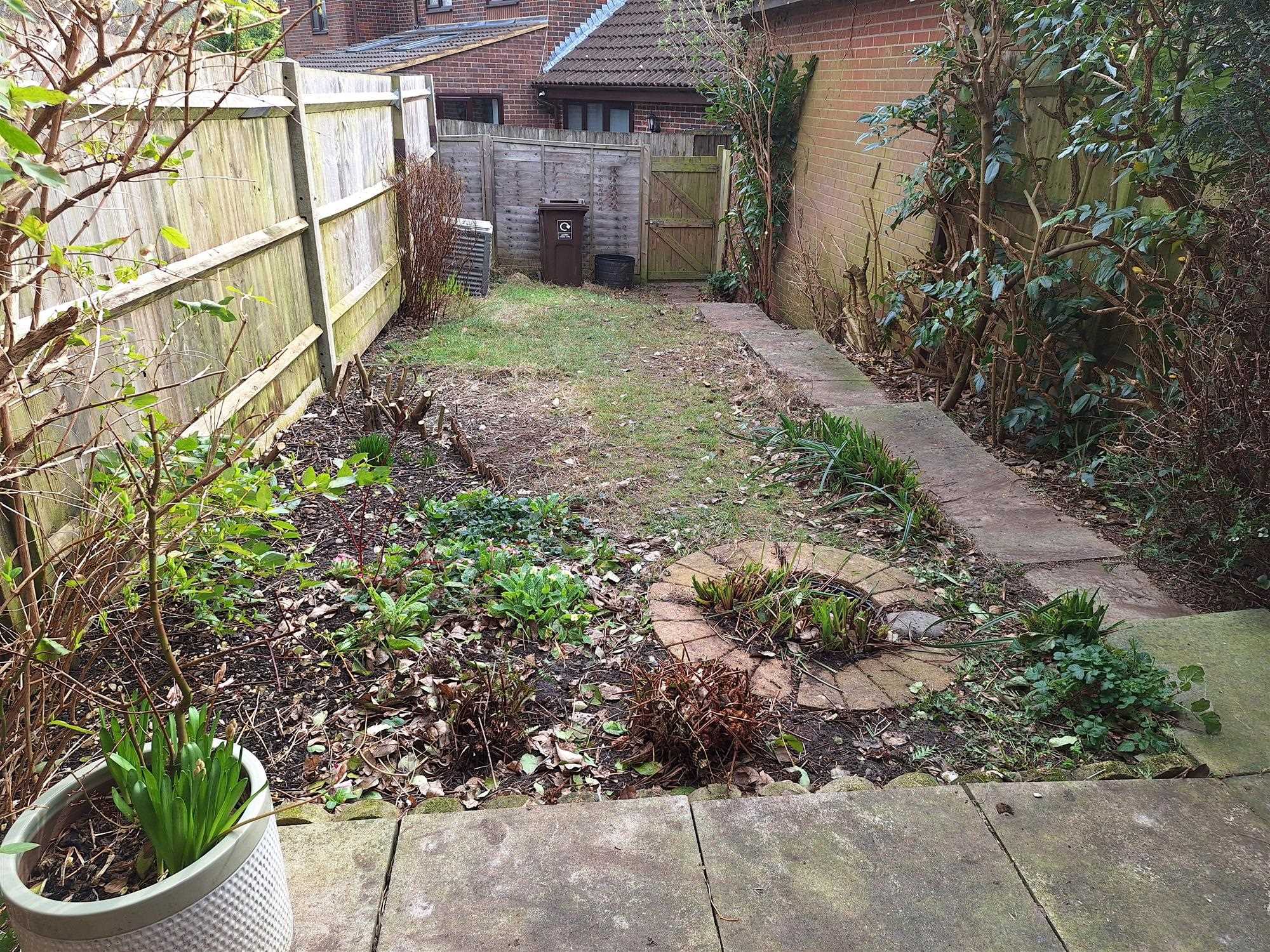 Hatch Warren, Basingstoke, Hampshire - Picture 8