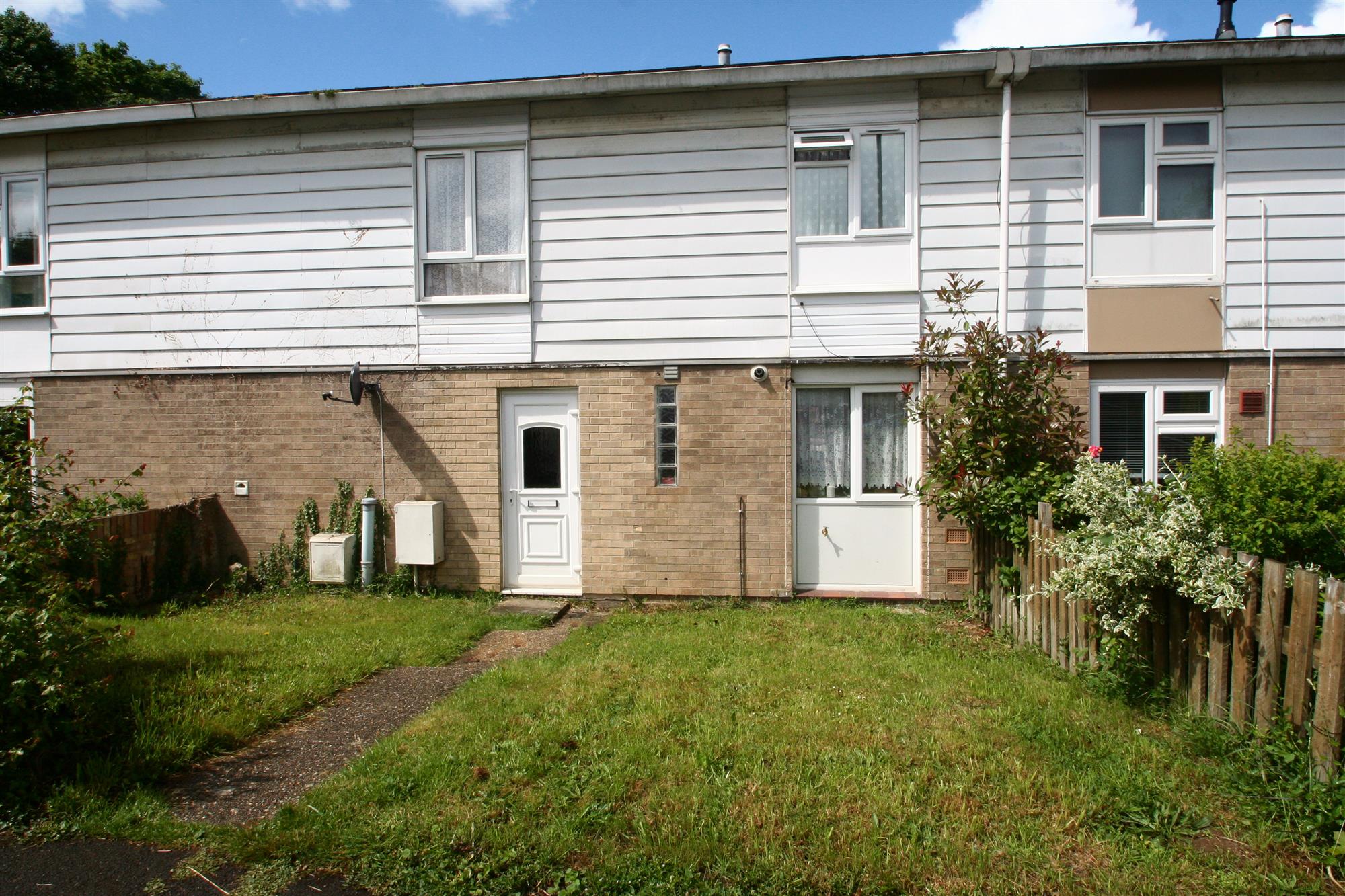 Abbey Road, Popley, Basingstoke, Hampshire - Picture 1