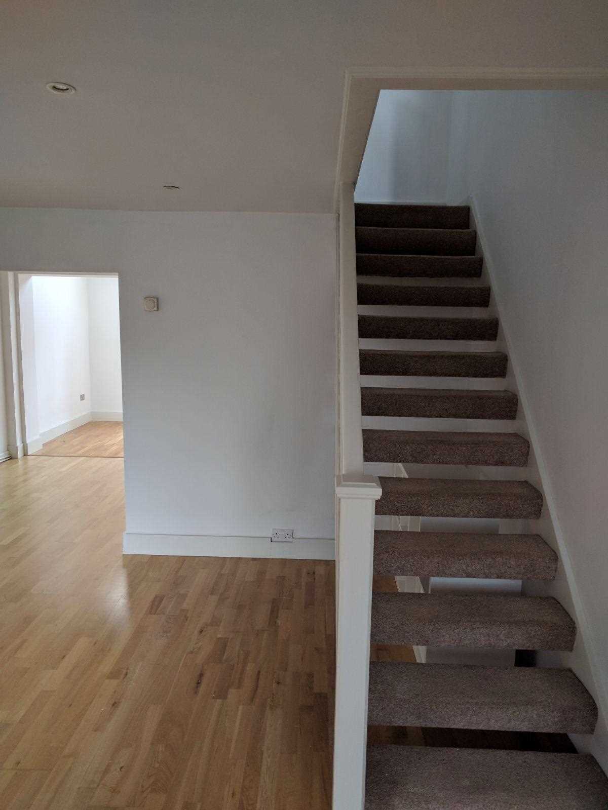 Bowyer Close, Basingstoke - Picture 3
