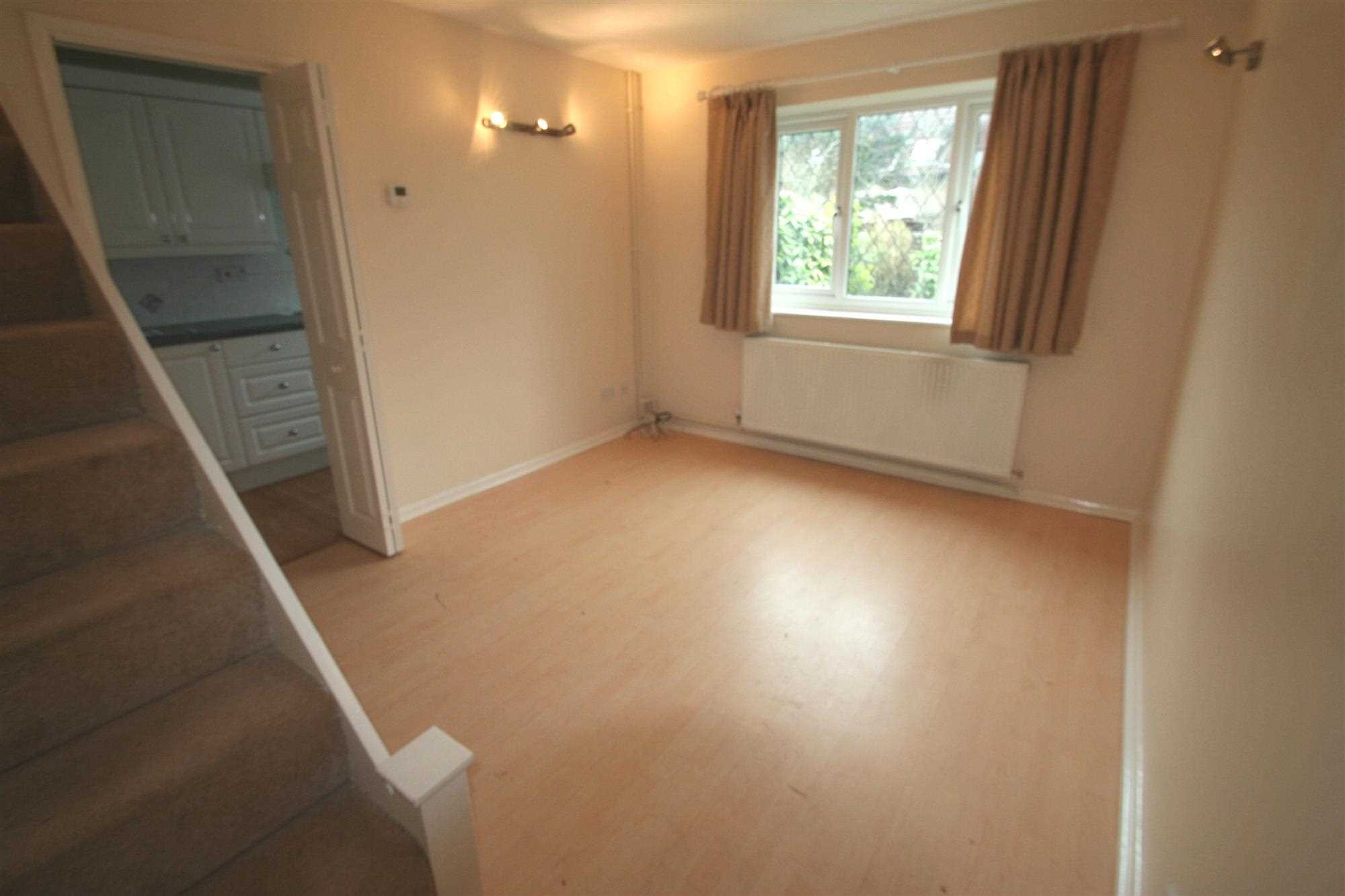 Chineham, Basingstoke, Hampshire - Picture 2