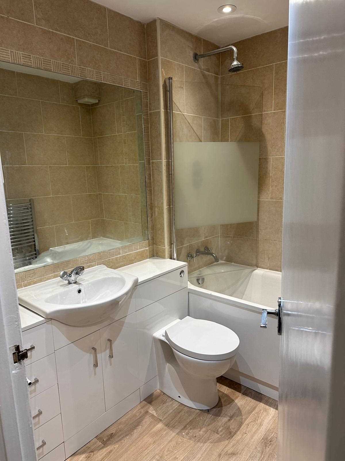 Tithe Court, Slough, Berkshire - Picture 9