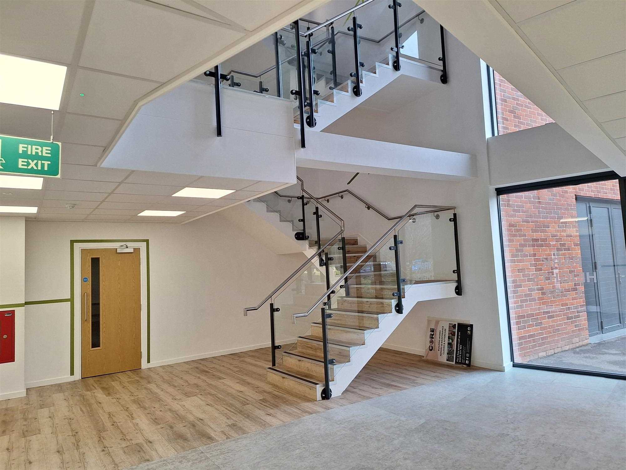 Park Heights, Basingstoke, Hampshire - Picture 9