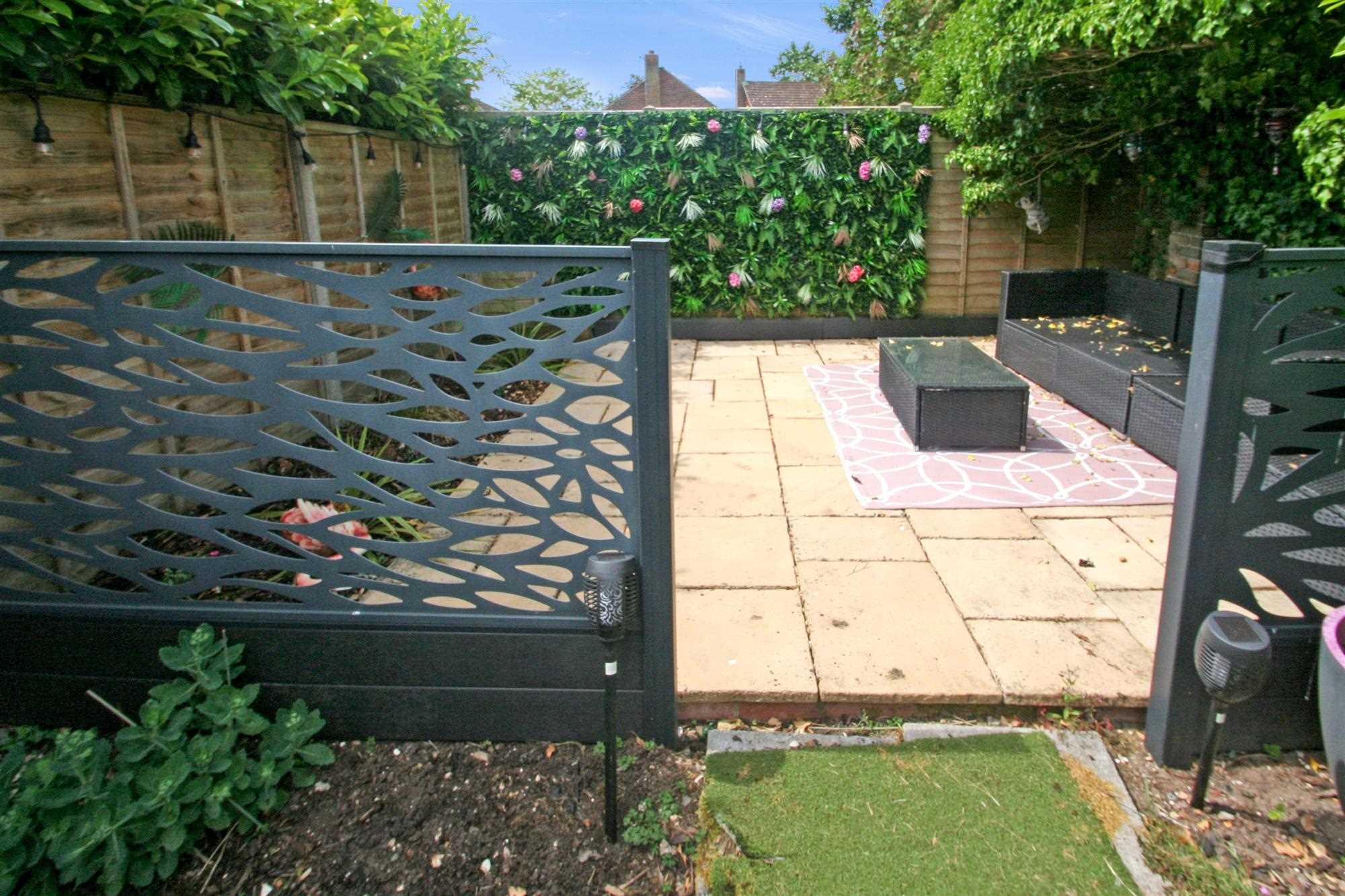 Lychpit, Basingstoke, Hampshire - Picture 18