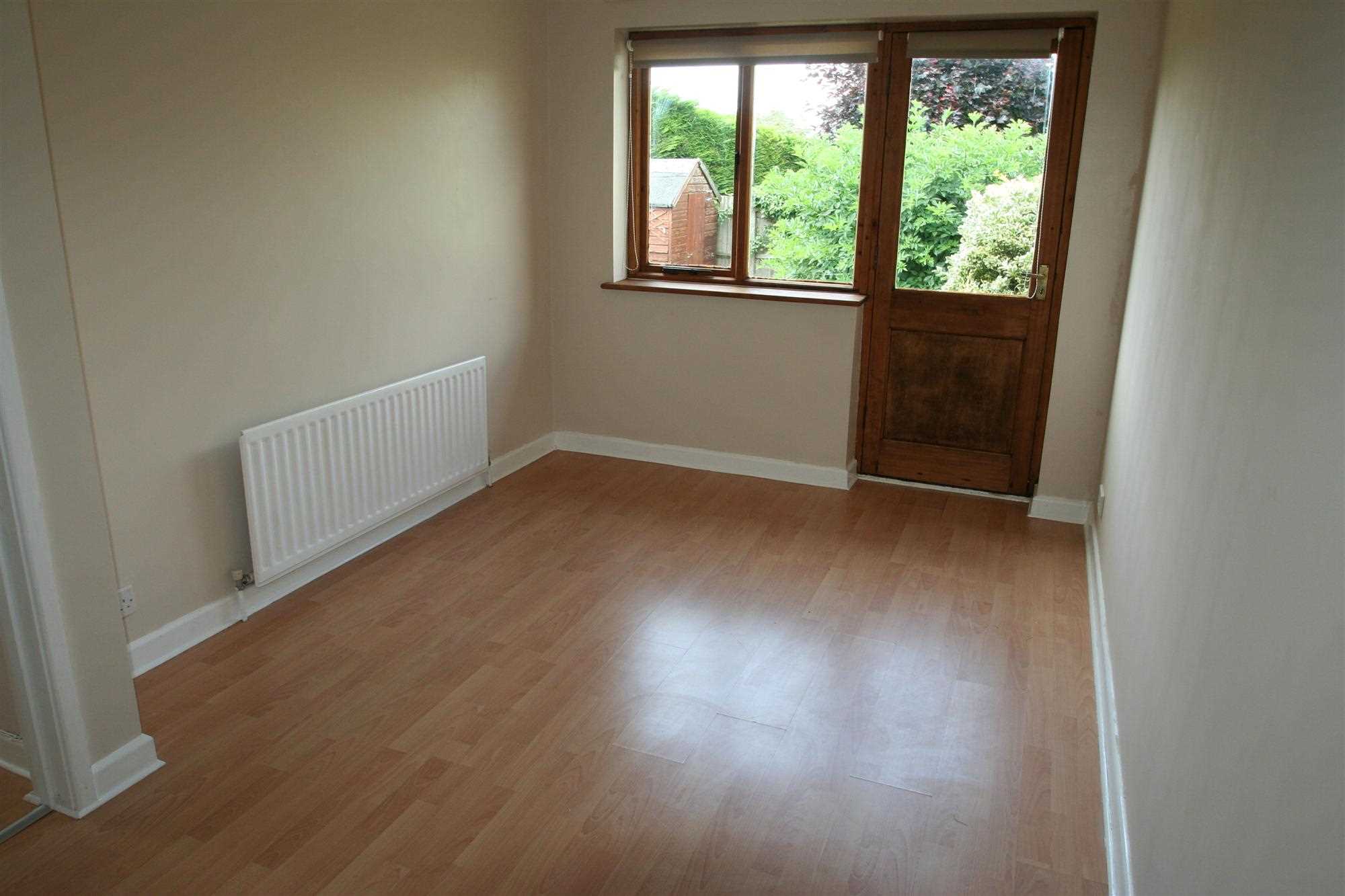 Gracemere Crescent, Kempshott, Basingstoke, Hampshire - Picture 2