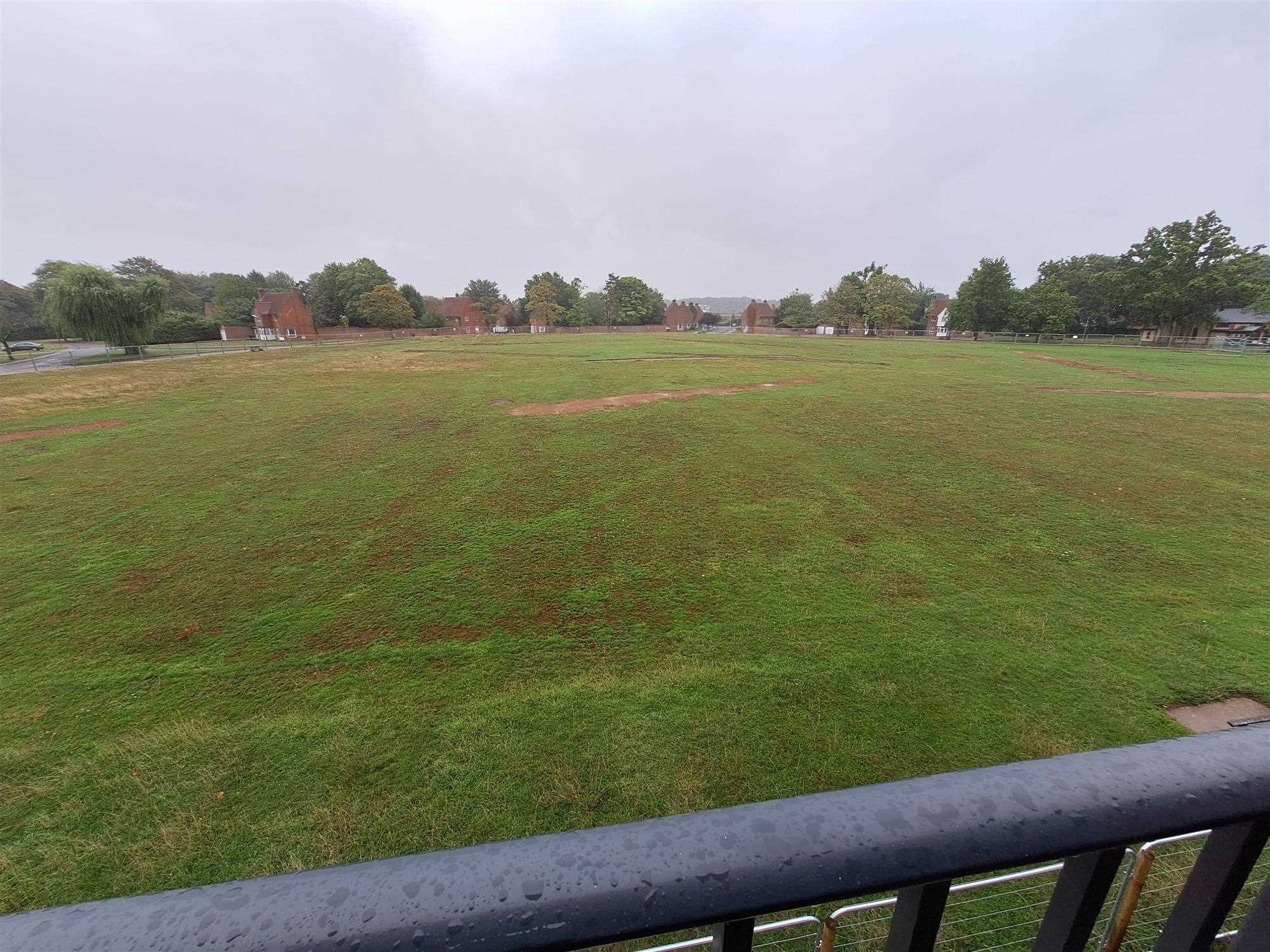 The Pavillion, Victory Gardens, Arborfield Green, Reading, Berkshire - Picture 16