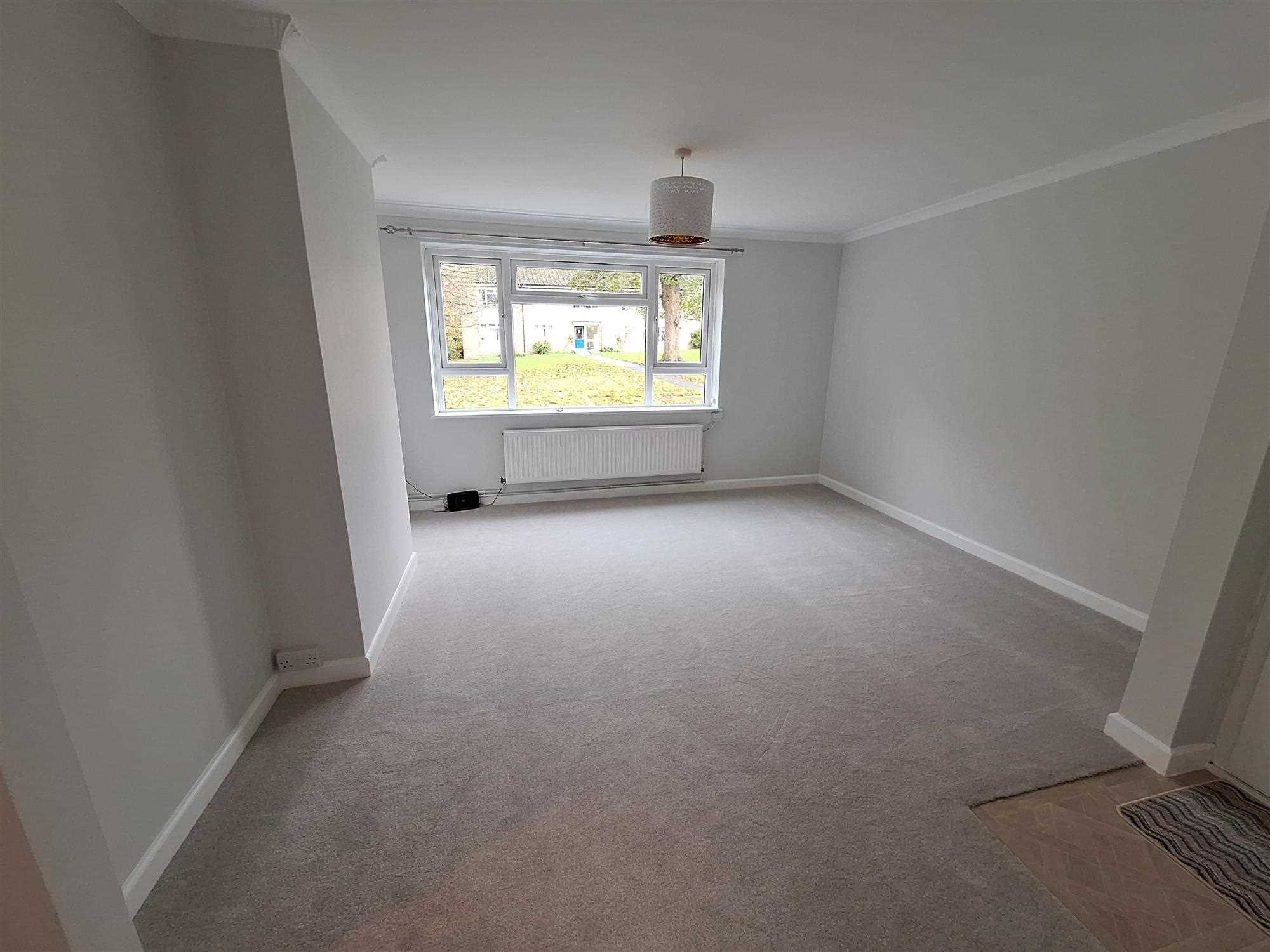 Srokins Road, Kinsclere - Picture 2