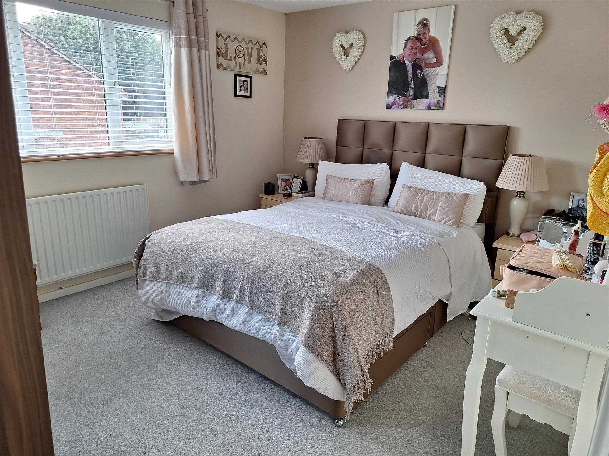 Oldberg Gardens, Old Hatch Warren, Basingstoke, Hants - Picture 5