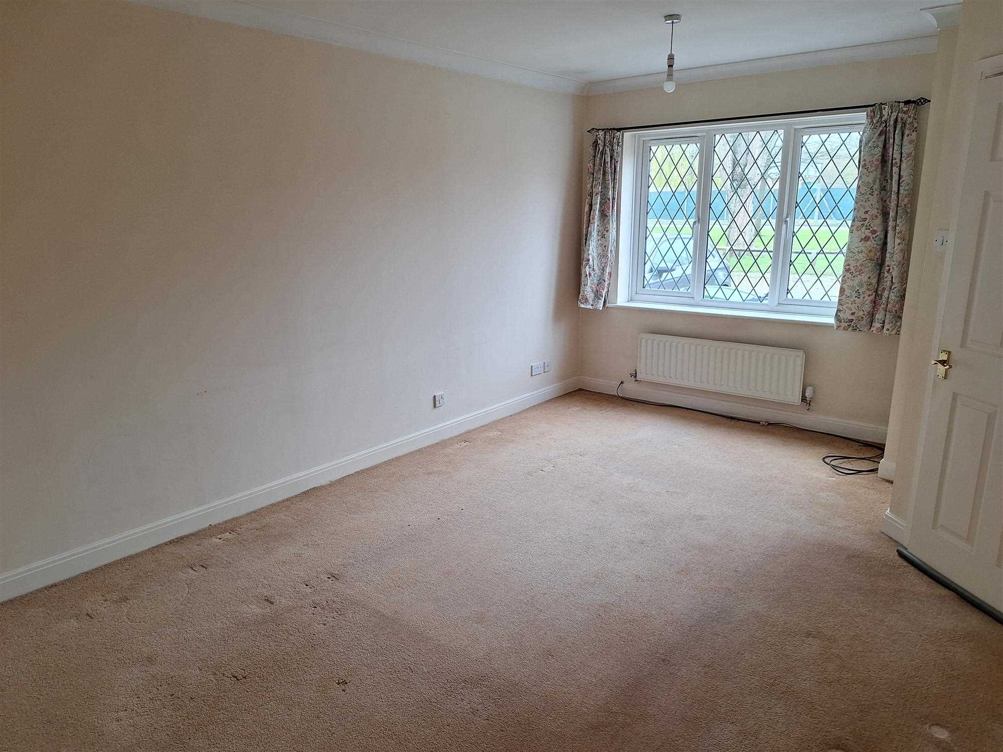 German Road, Bramley, Hampshire - Picture 3