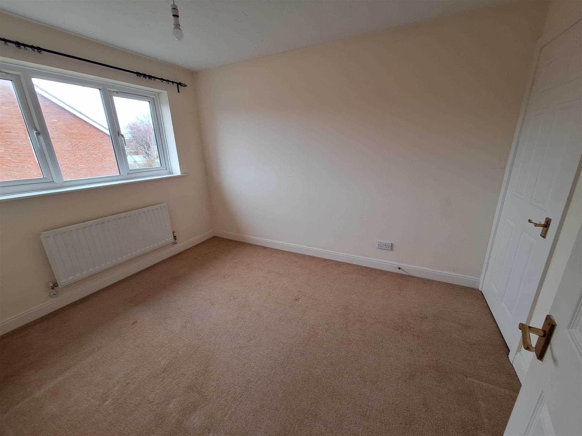 German Road, Bramley, Hampshire - Picture 9