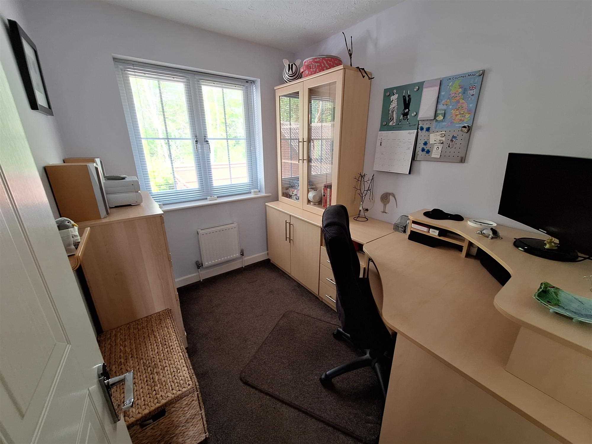 Privett Close, Lychpit, Basingstoke, Hampshire - Picture 9