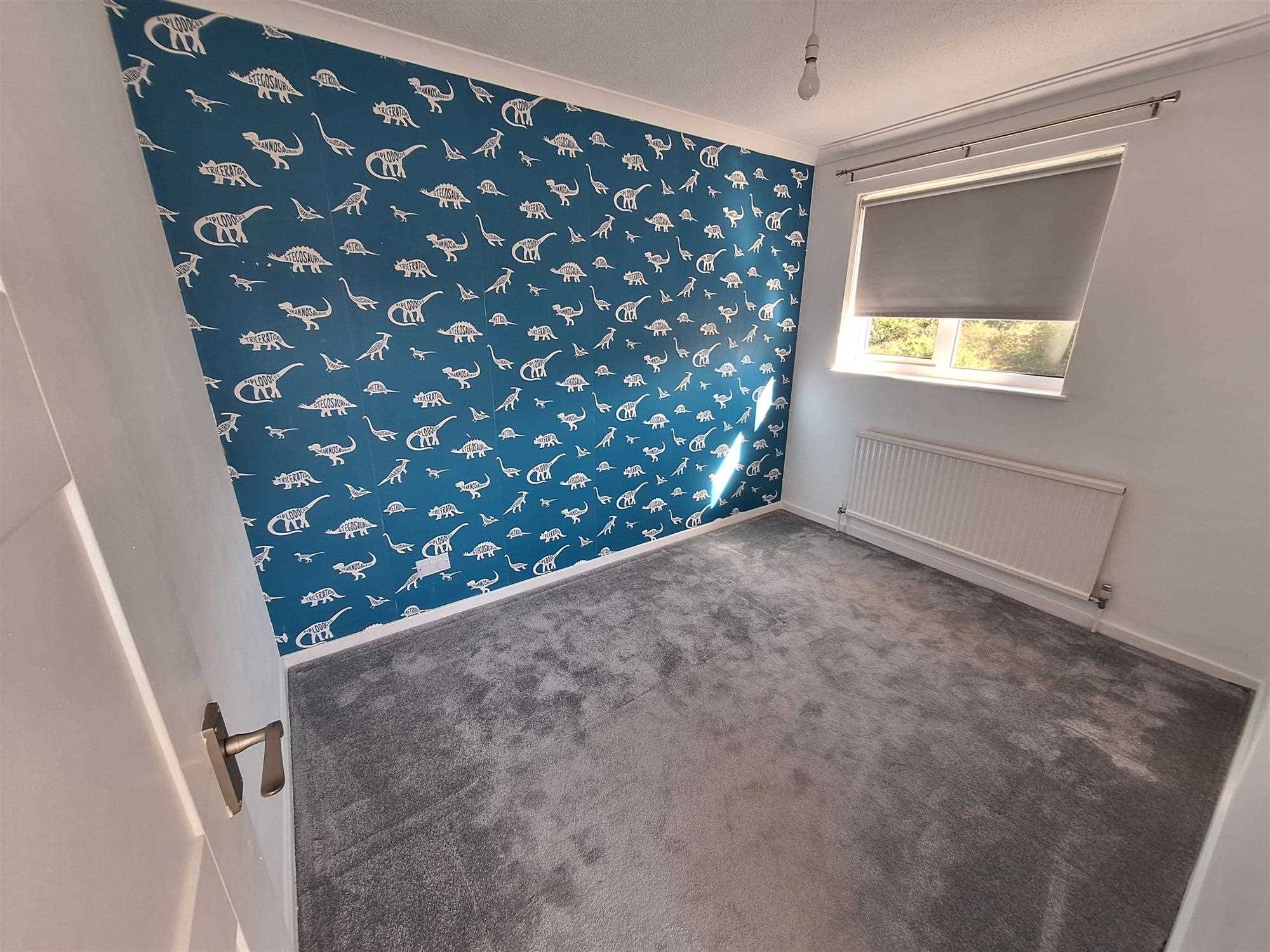 Winchfield Gardens, Tadley, Hampshire - Picture 7