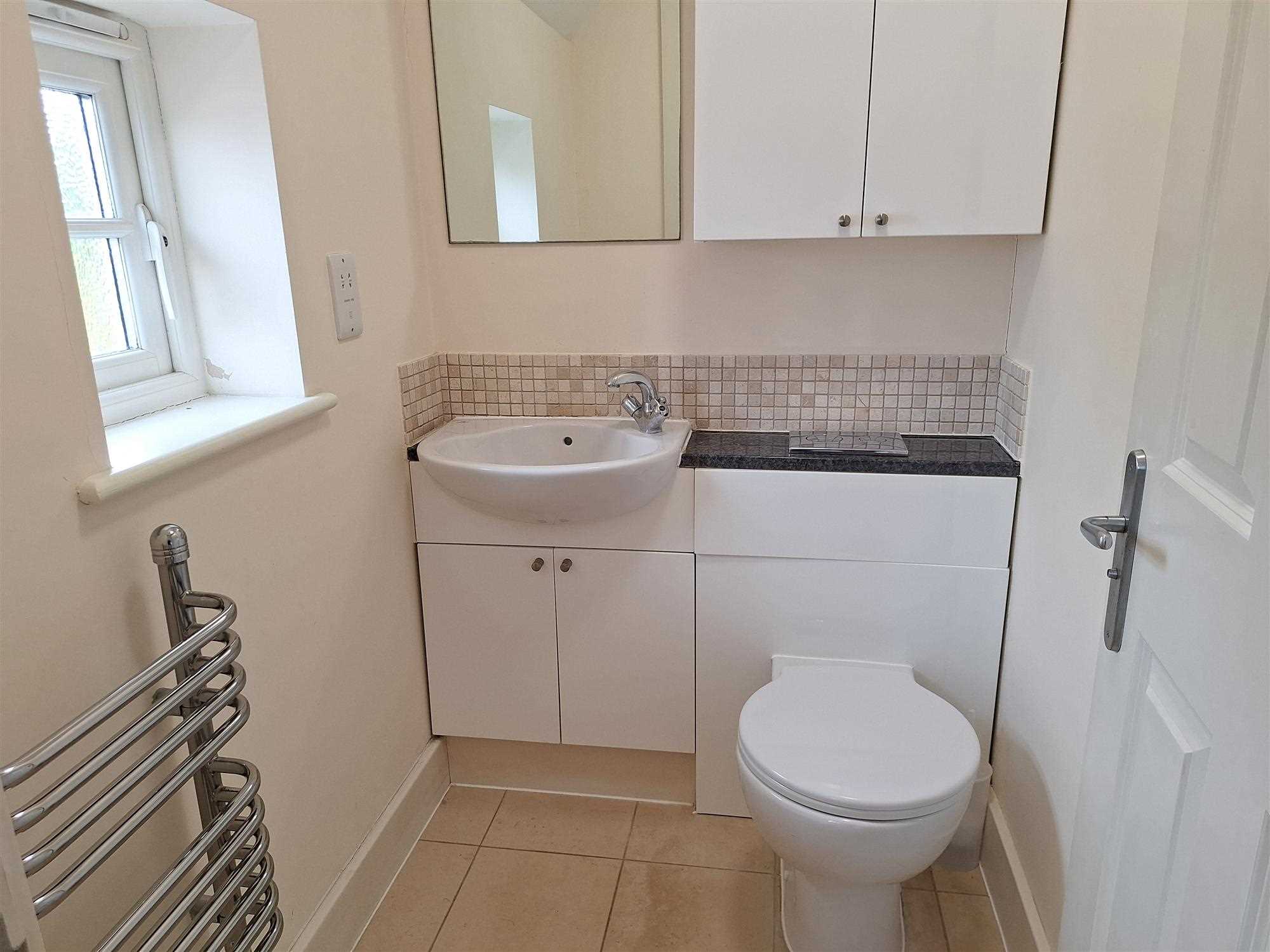 Manor Court - Picture 6