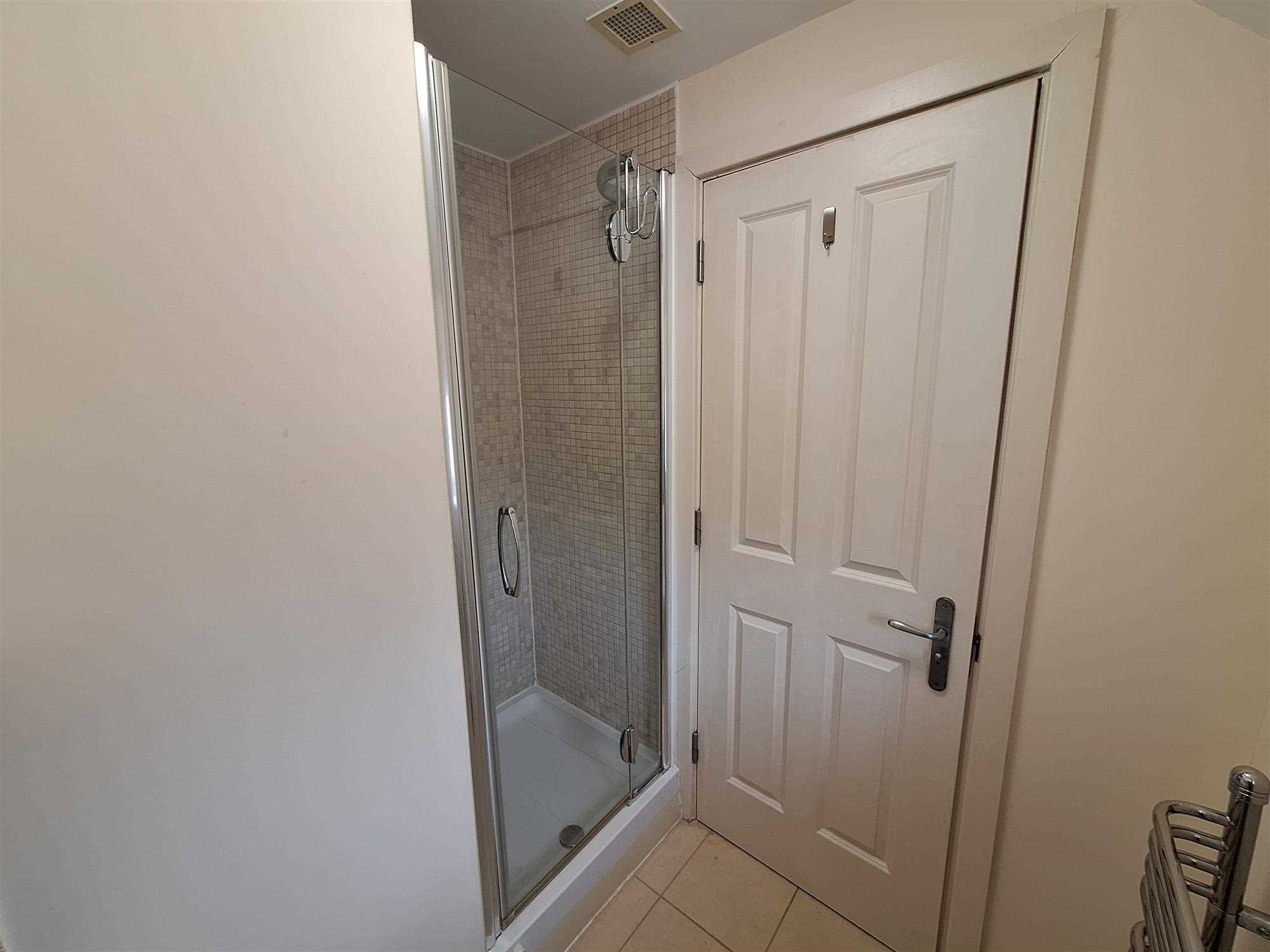 Manor Court - Picture 7