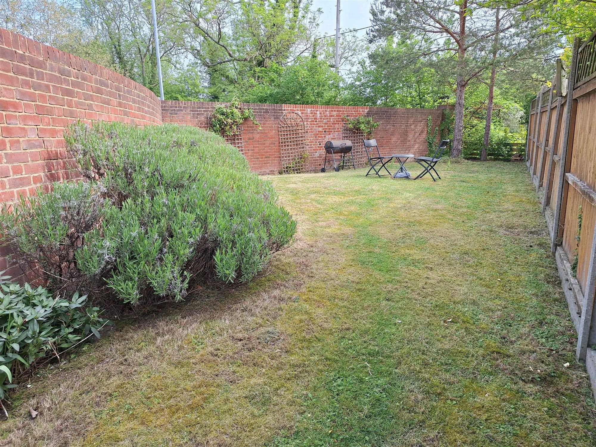 Manor Court - Picture 9