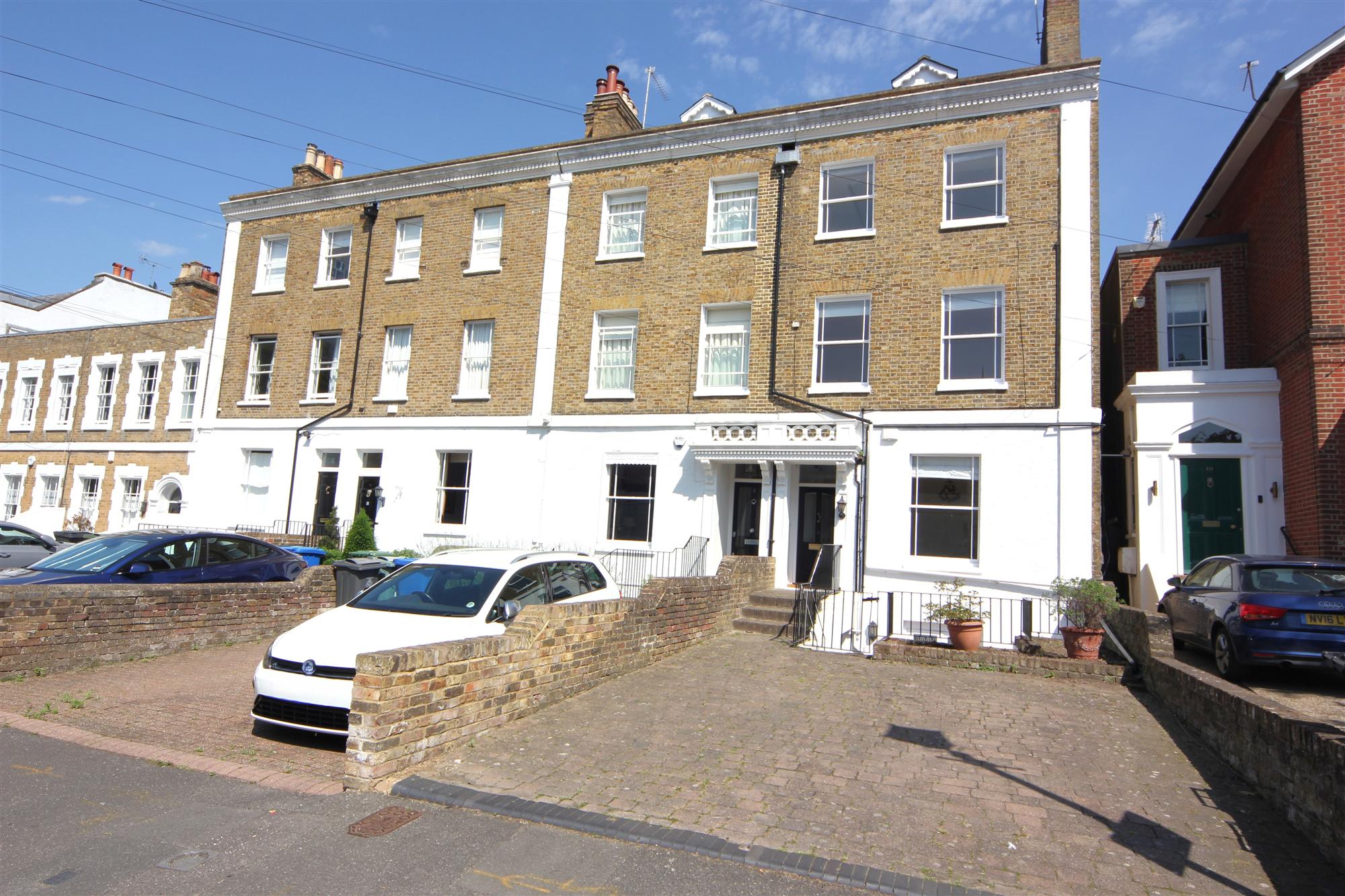 Trinity Place - Picture 1