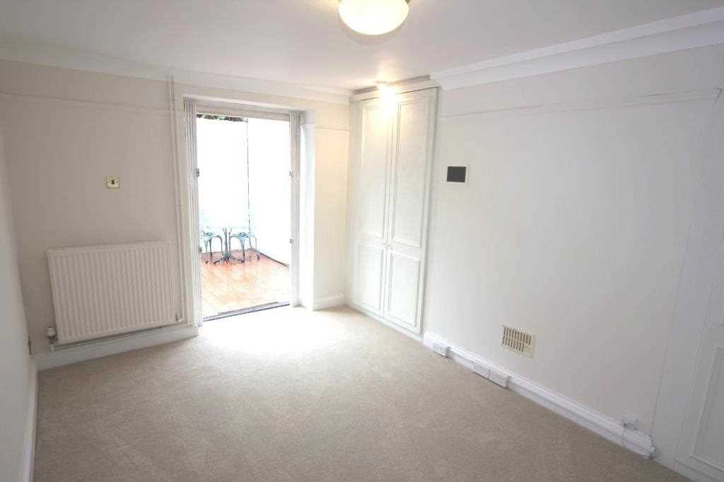 Trinity Place - Picture 10