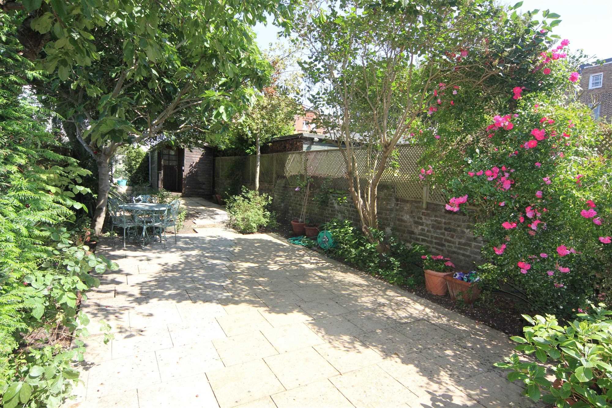 Trinity Place - Picture 14