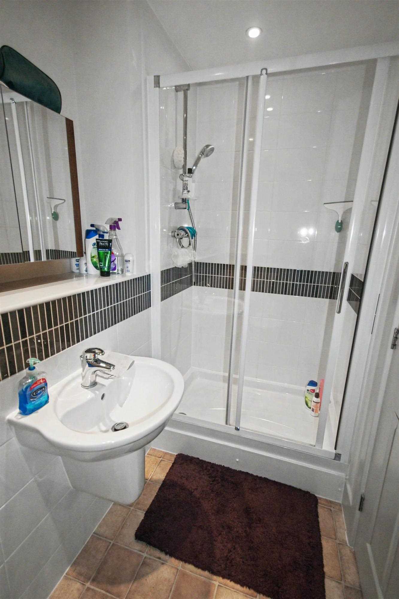 Idsworth Court, Limes Park, Basingstoke - Picture 9