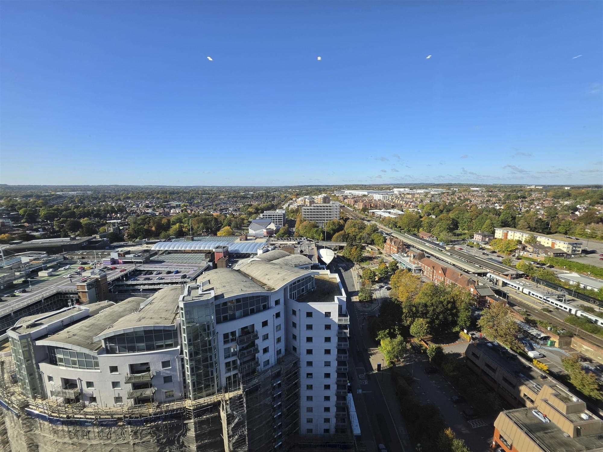 Skyilne Plaza, Basingstoke Town Centre, Hampshire - Picture 22
